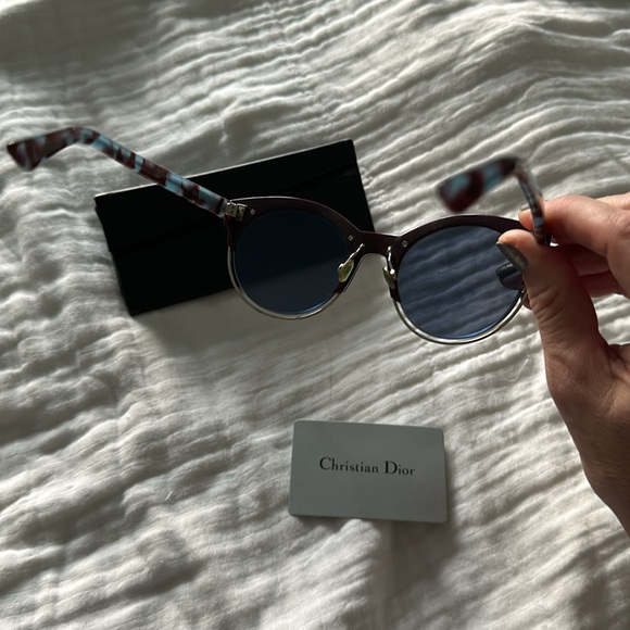 Christian Dior aviator sunglasses purple frame and tortoise stems - Picture 5 of 8